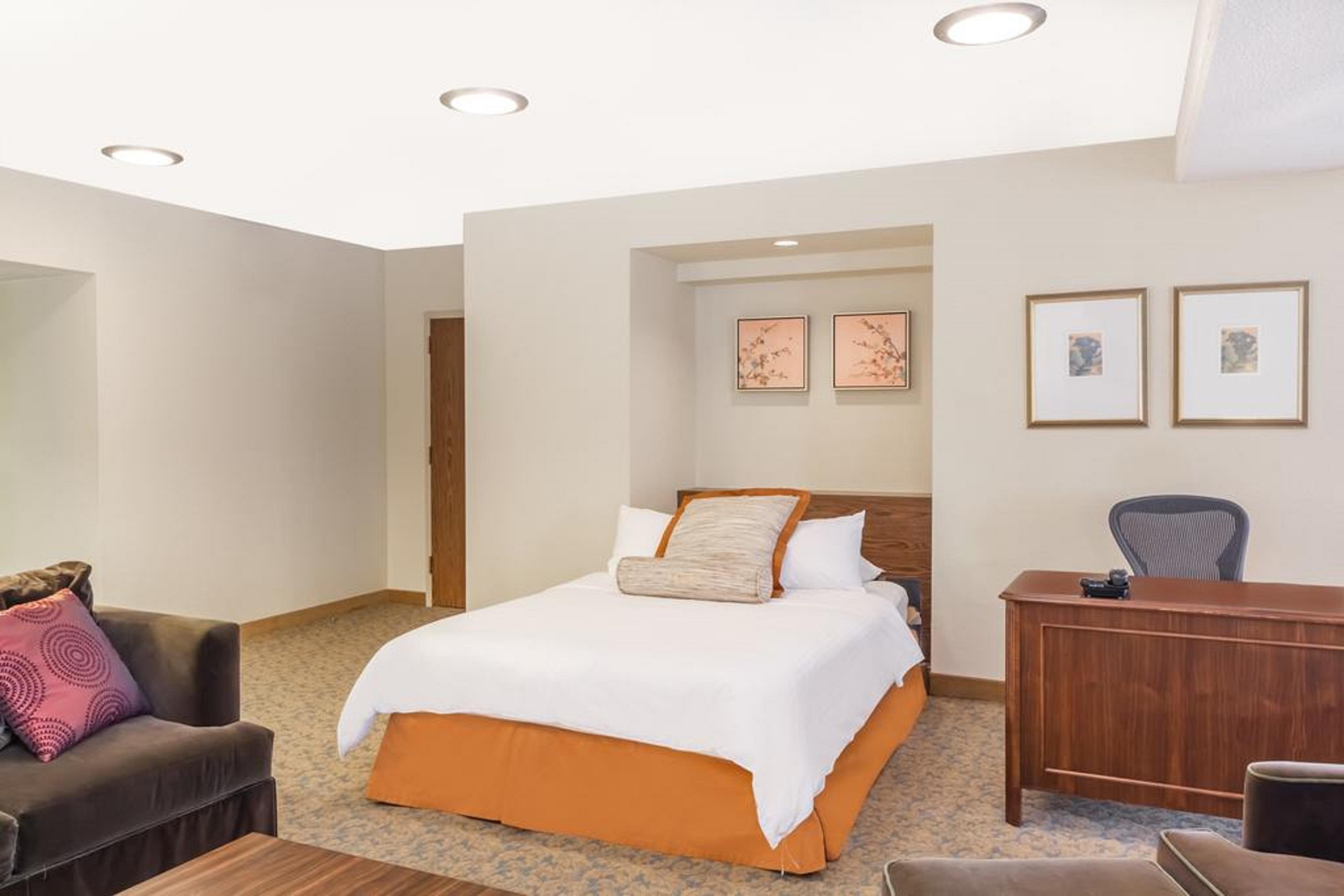 Hotel Wyndham Indianapolis Airport Exterior foto