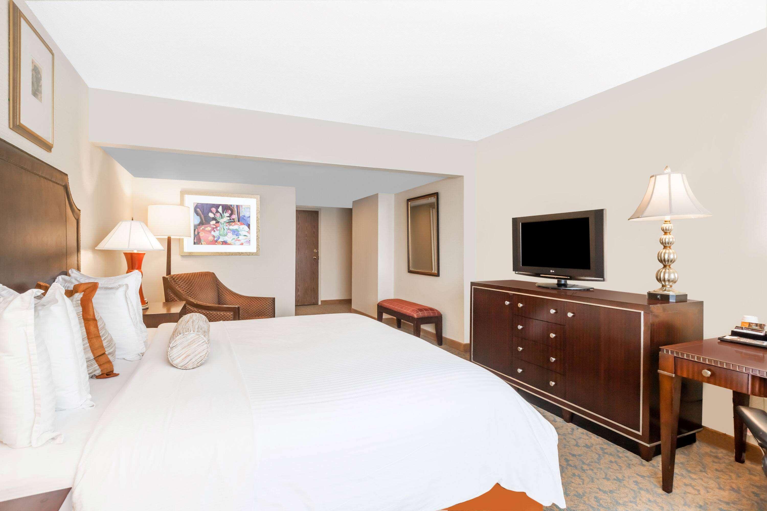 Hotel Wyndham Indianapolis Airport Exterior foto