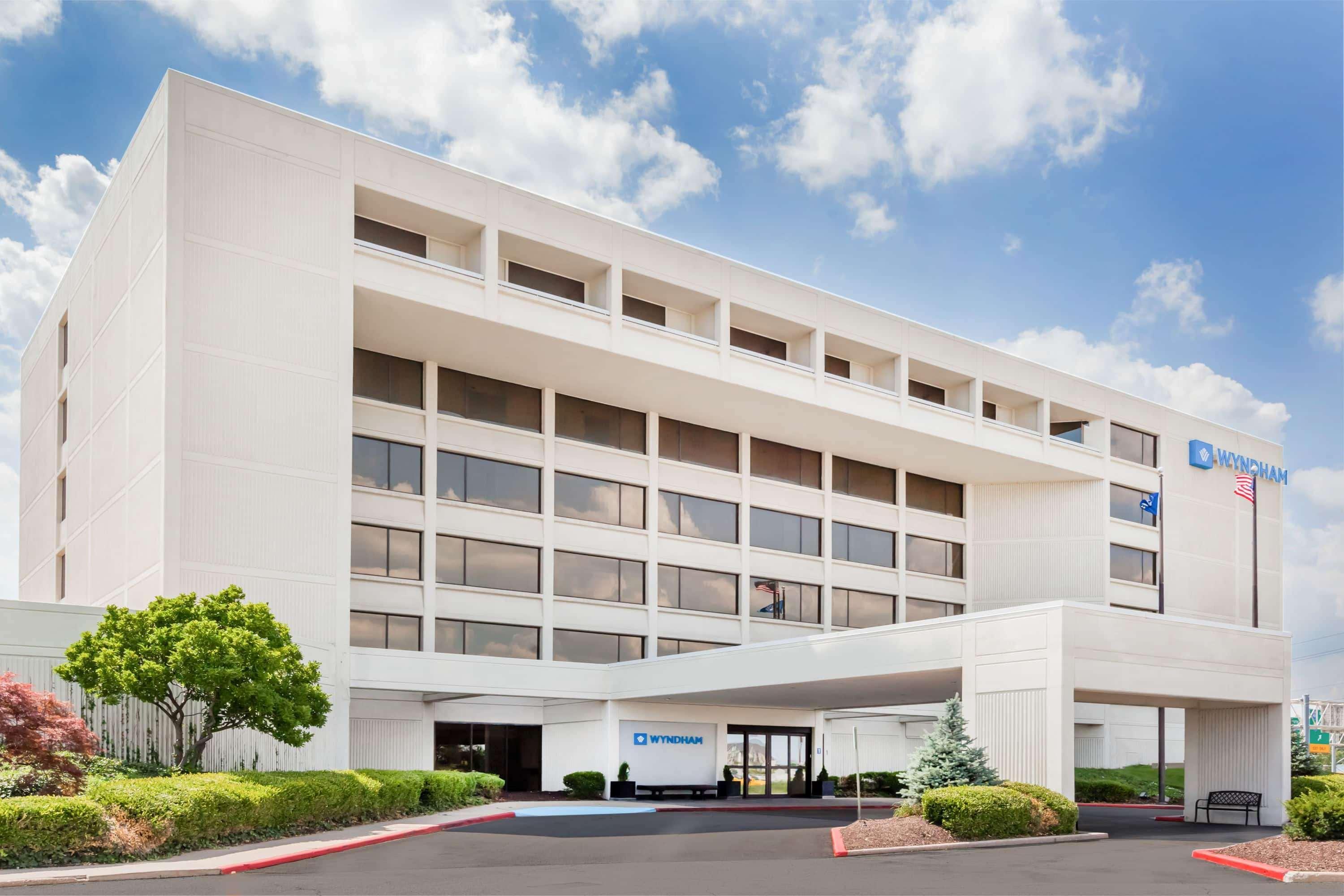 Hotel Wyndham Indianapolis Airport Exterior foto