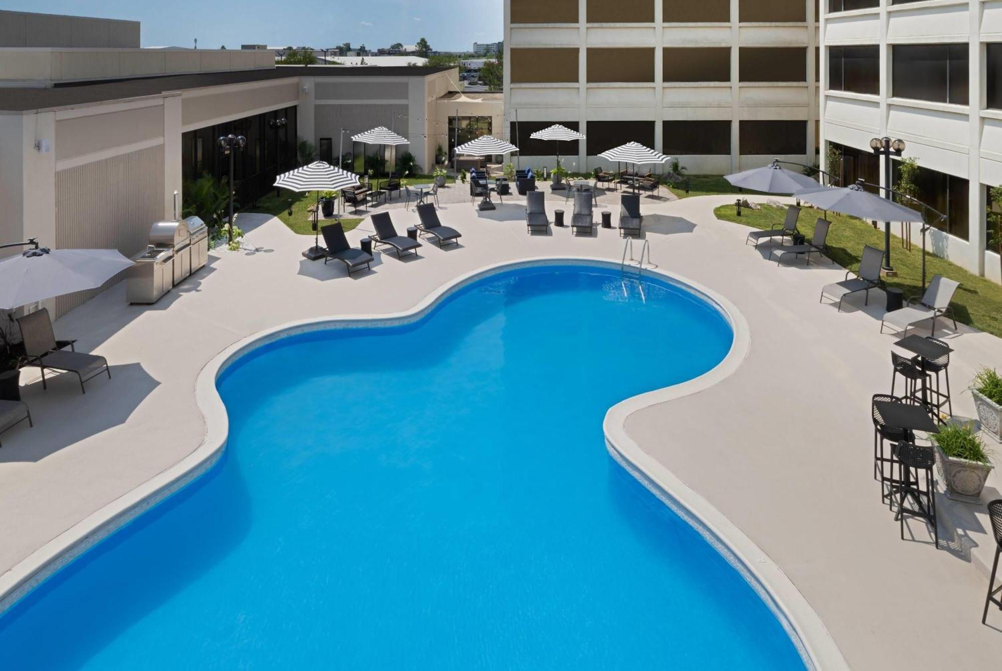 Hotel Wyndham Indianapolis Airport Exterior foto