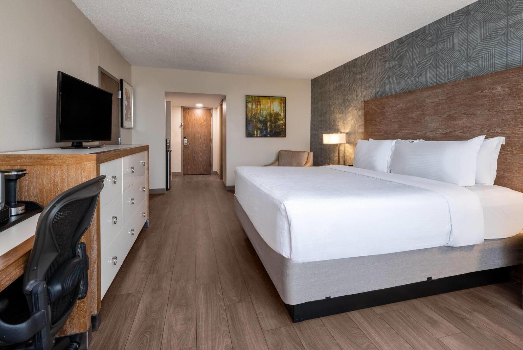 Hotel Wyndham Indianapolis Airport Exterior foto
